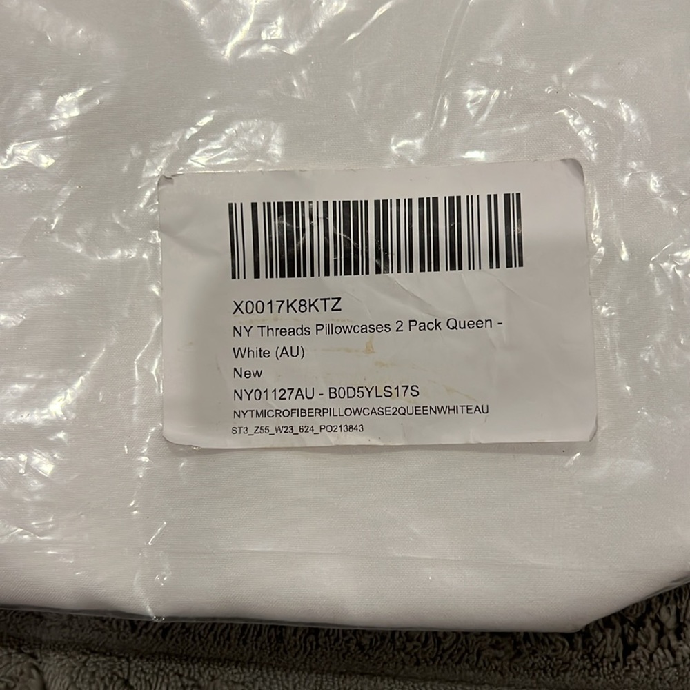 NY Threads - Pillow Cases Set of 2 - Queen Size 50 x 75 cm -  white NWT - Picture 2 of 3